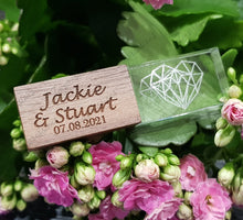 Load image into Gallery viewer, Crystal Block &amp; Walnut Wood Wedding Photography Engraved USB Portable Flash Drive